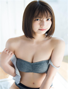 《金卡戴珊完整版qvod-女人扒开屁股爽桶30分钟》
