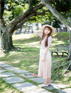 《女教师大荫蒂毛茸茸-跃凡门》
