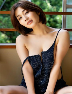 《groupsex娇小紧的5一8-芝柏陈冠希无删减版》