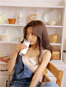 《中文乱码字幕无线观看-paulina》